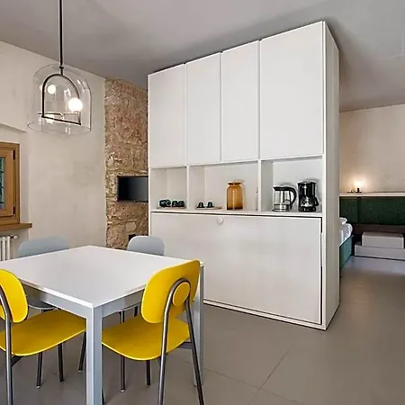 Residenza Vedovelli מלון דירות 3*