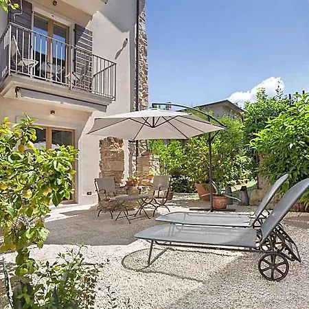 Residenza Vedovelli מלון דירות