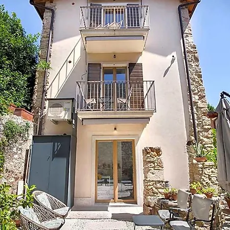 Residenza Vedovelli 3* טורי דל בנקו